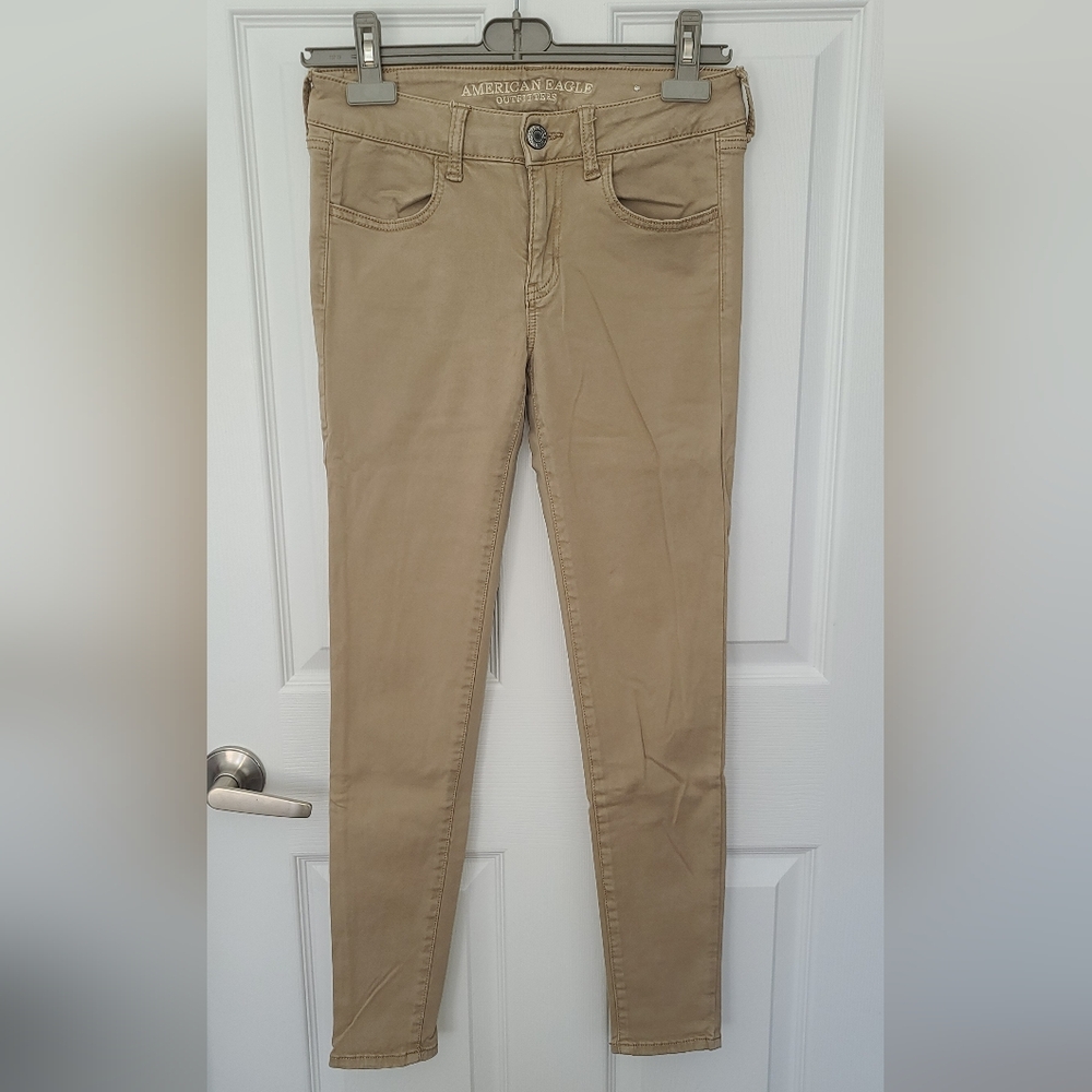 American Eagle Outfitters Women's Tan Jeans size 4